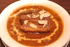 豚バラ肉の角煮カレー